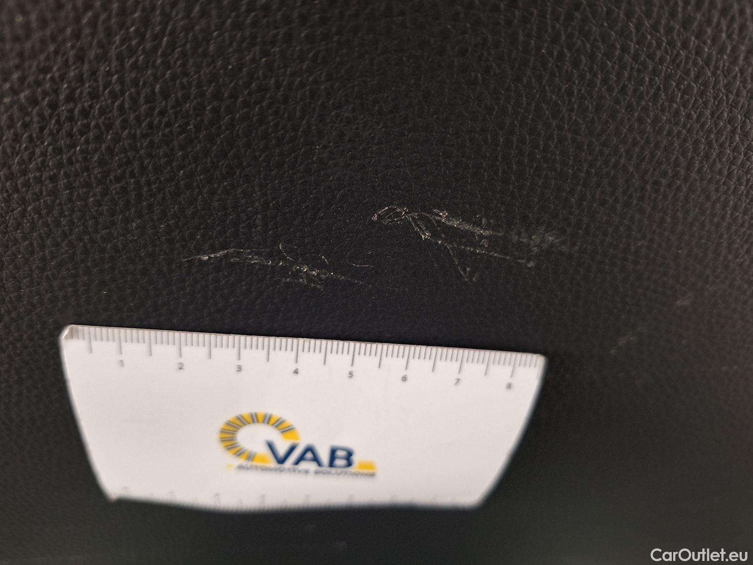  Toyota  RAV4 Toyota,  '18, Toyota  2.5 VVT-i Hybrid Style Plus E-CVT 5d #40