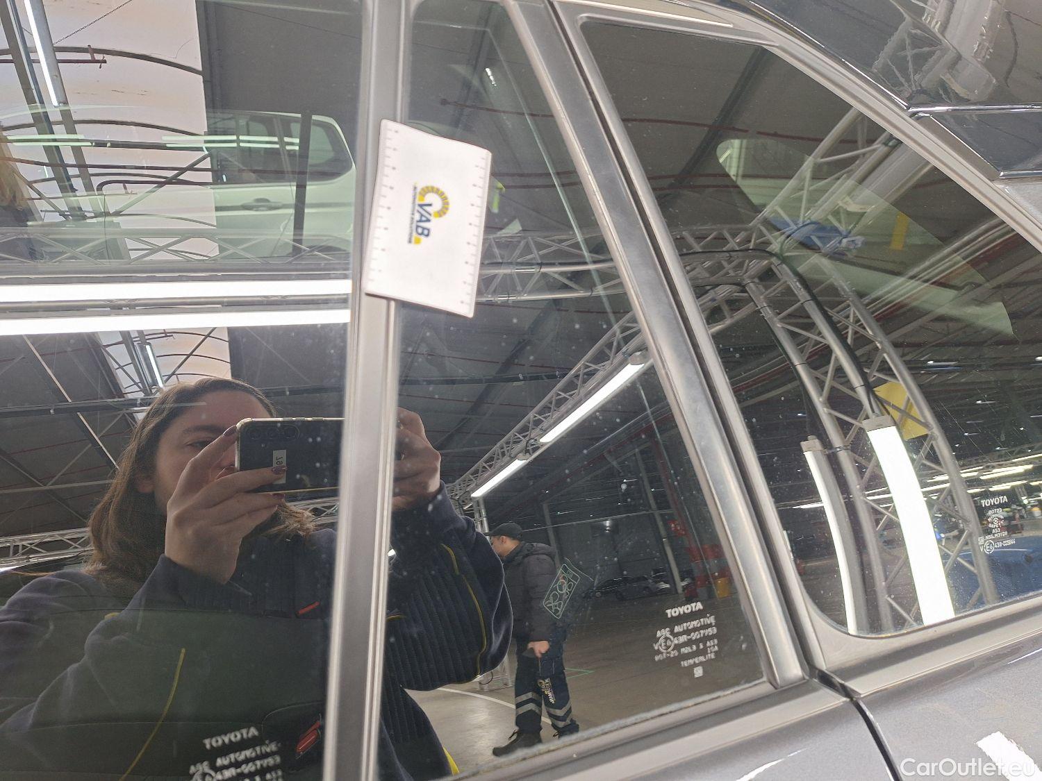  Toyota  RAV4 Toyota,  '18, Toyota  2.5 VVT-i Hybrid Style Plus E-CVT 5d #57