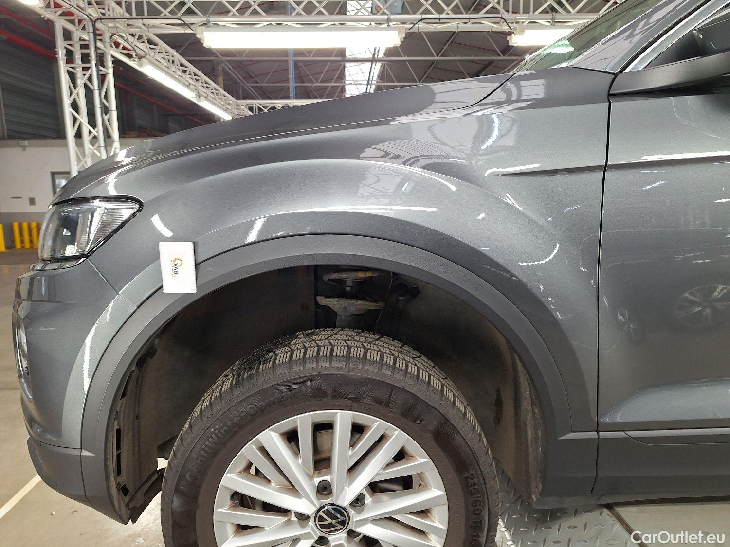  Volkswagen  T-ROC VW,  '17, Volkswagen  1.0 TSI Style 5d #21