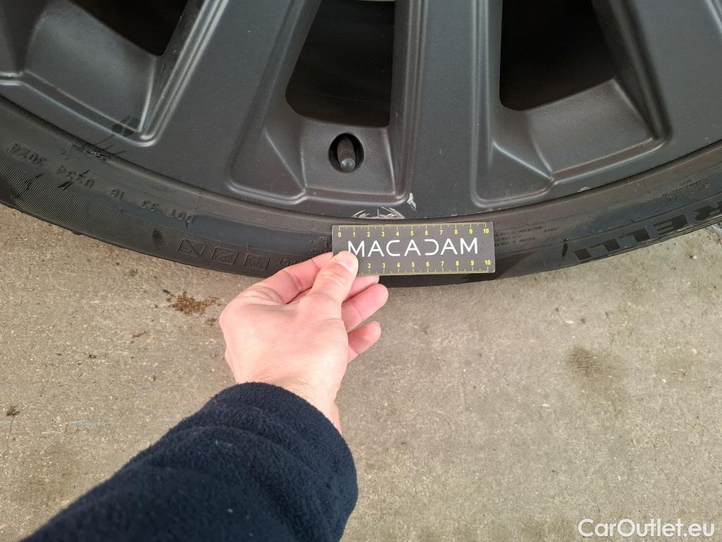  Land Rover  Range Rover LAND ROVER  Velar / 2017 / 5P / SUV 2.0 P400e PHEV BVA R-Dynamic SE #21