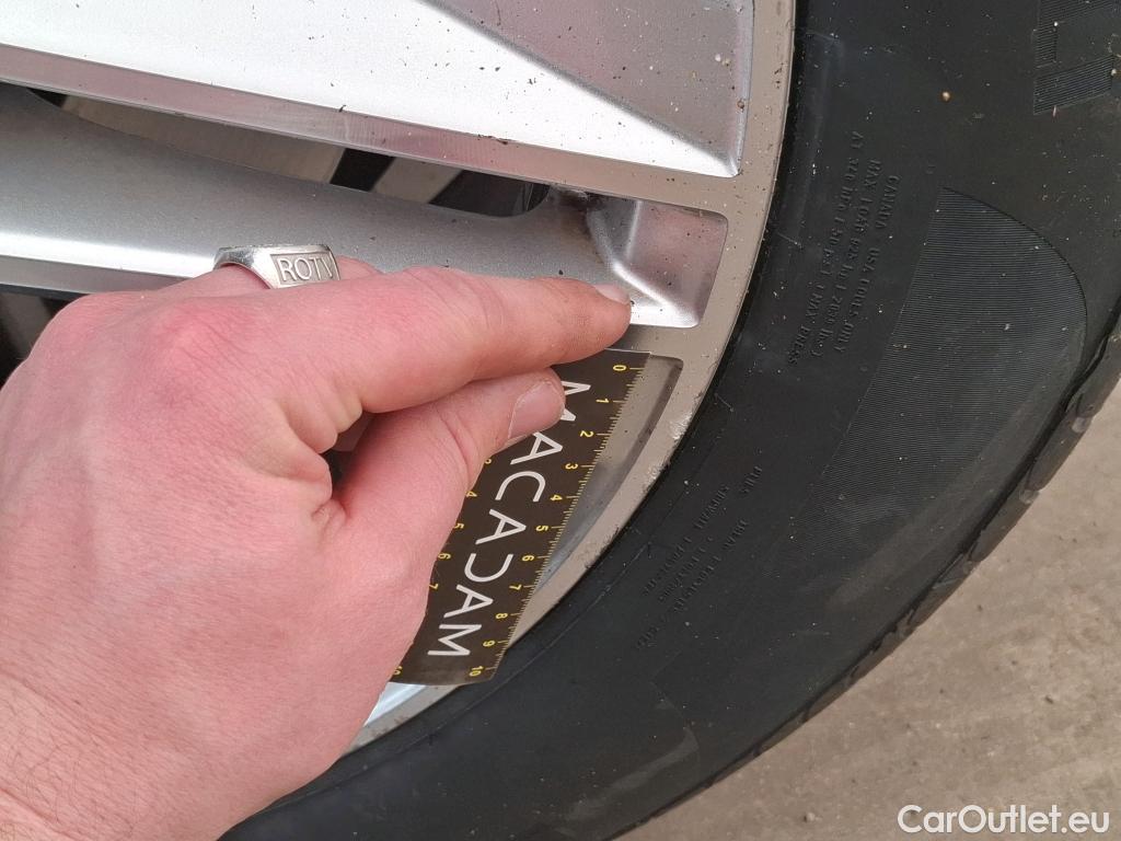  Audi  Q5 AUDI  / 2018 / 5P / SUV 55 TFSI e 367 QTT S TRONIC 7 S LINE #27