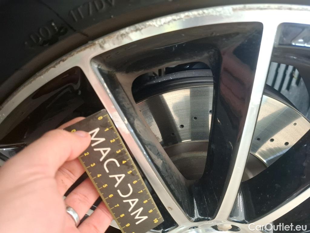  Mercedes  G-Klasee MERCEDES-BENZ GLE / 2020 / 5P / SUV GLE 350 de 4MATIC AMG Line #45