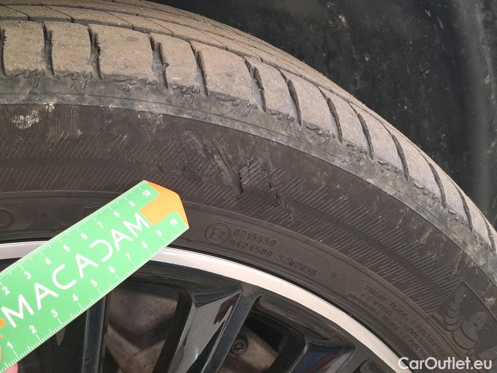  Mercedes  GLC MERCEDES-BENZ  / 2022 / 5P / SUV  400 e AMG Line 4MATIC #2