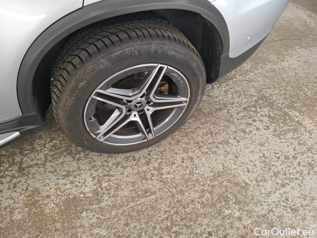  Mercedes  G-Klasee MERCEDES-BENZ GLC Coupe / 2019 / 5P / Coupé 2.0 GLC 300 E BUSINESS LINE 4MATIC #7