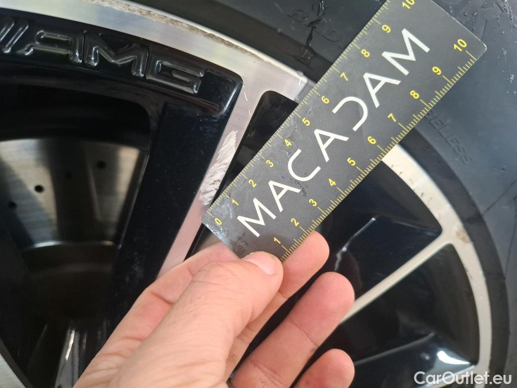  Mercedes  G-Klasee MERCEDES-BENZ GLE / 2020 / 5P / SUV GLE 350 de 4MATIC AMG Line #47