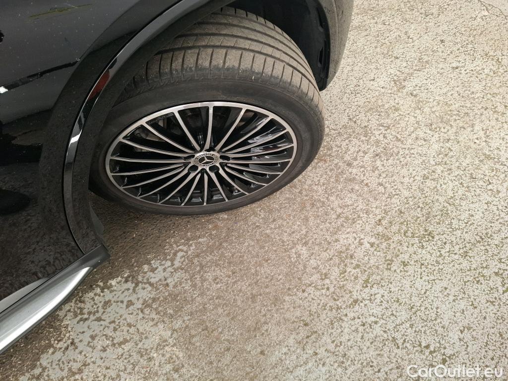  Mercedes  GLC MERCEDES-BENZ  / 2022 / 5P / SUV  300 de AMG Line 4MATIC #11