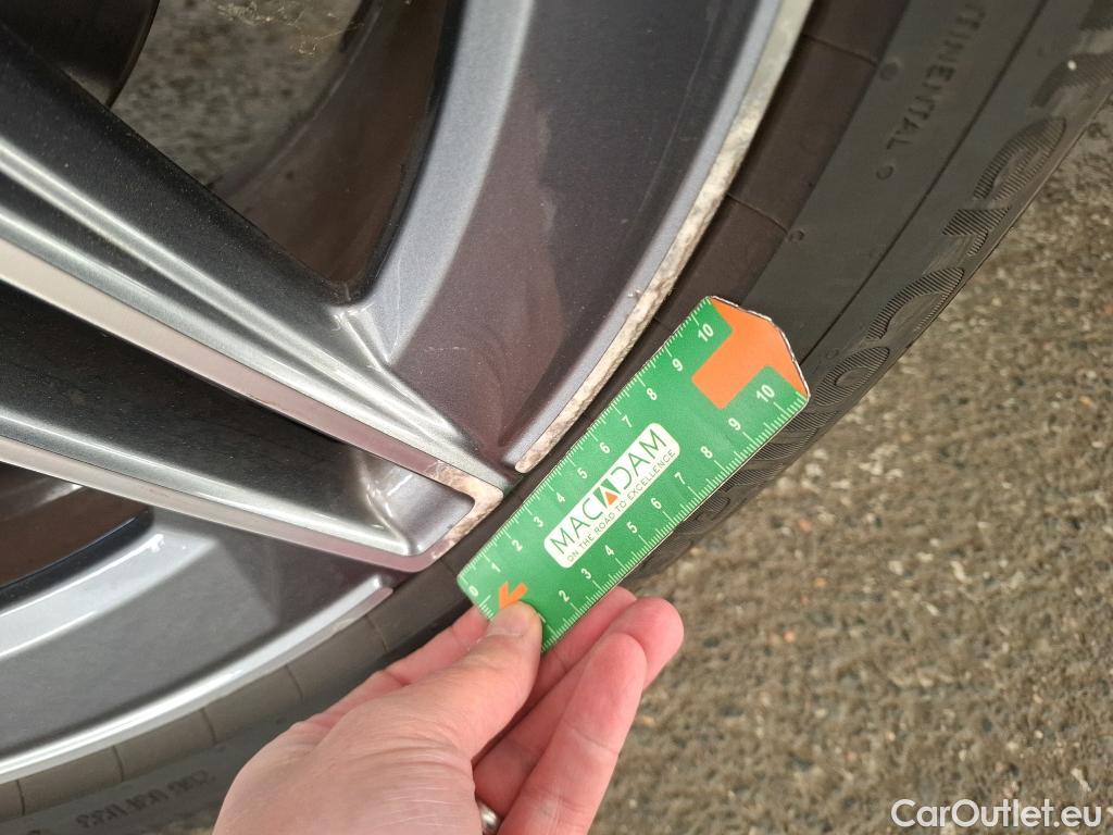  Mercedes  G-Klasee MERCEDES-BENZ GLC Coupe / 2019 / 5P / Coupé 2.0 GLC 300 E BUSINESS LINE 4MATIC #16