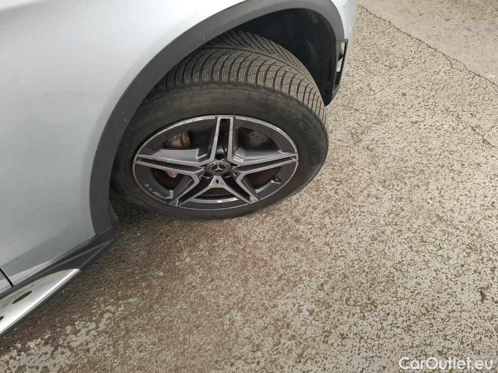  Mercedes  G-Klasee MERCEDES-BENZ GLC Coupe / 2019 / 5P / Coupé 2.0 GLC 300 E BUSINESS LINE 4MATIC #17