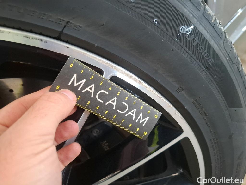  Mercedes  G-Klasee MERCEDES-BENZ GLE / 2020 / 5P / SUV GLE 350 de 4MATIC AMG Line #39