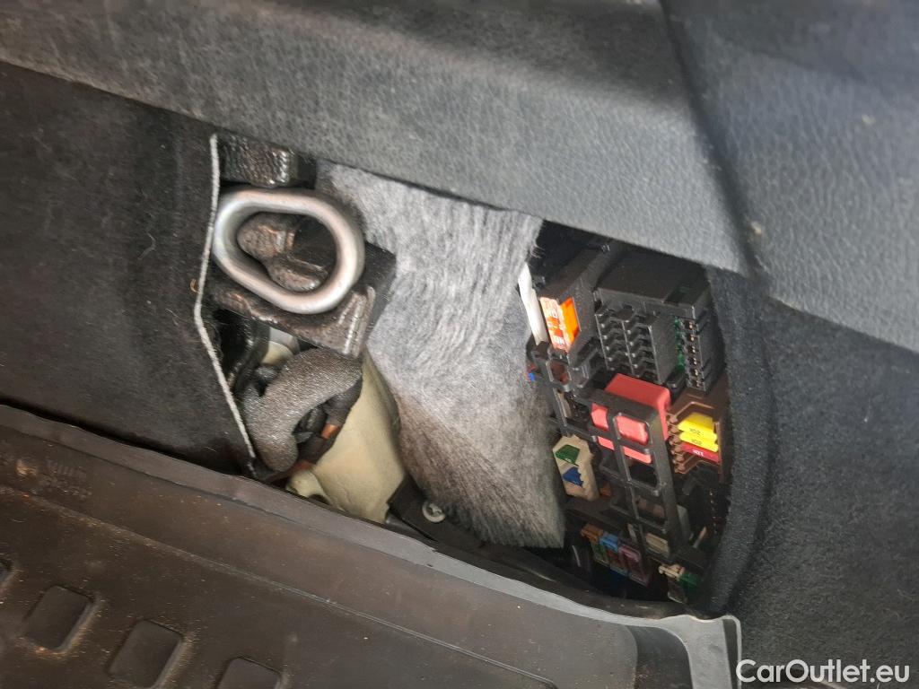  Mercedes  G-Klasee MERCEDES-BENZ GLE / 2020 / 5P / SUV GLE 350 de 4MATIC AMG Line #50