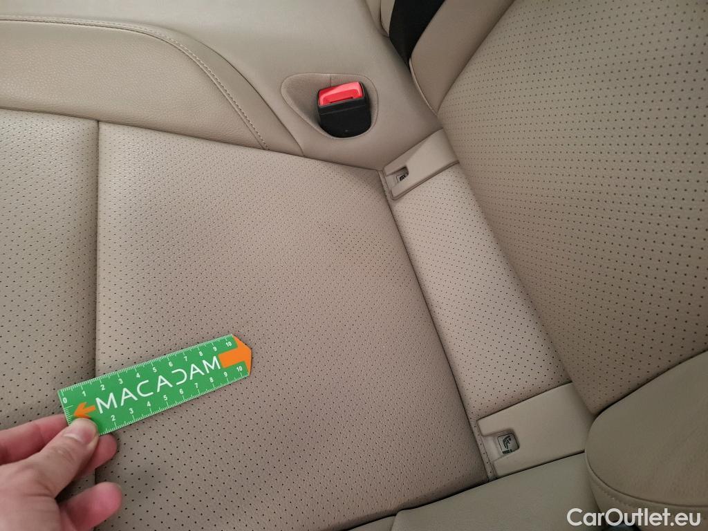  Porsche  Taycan  93kWh BVA #12