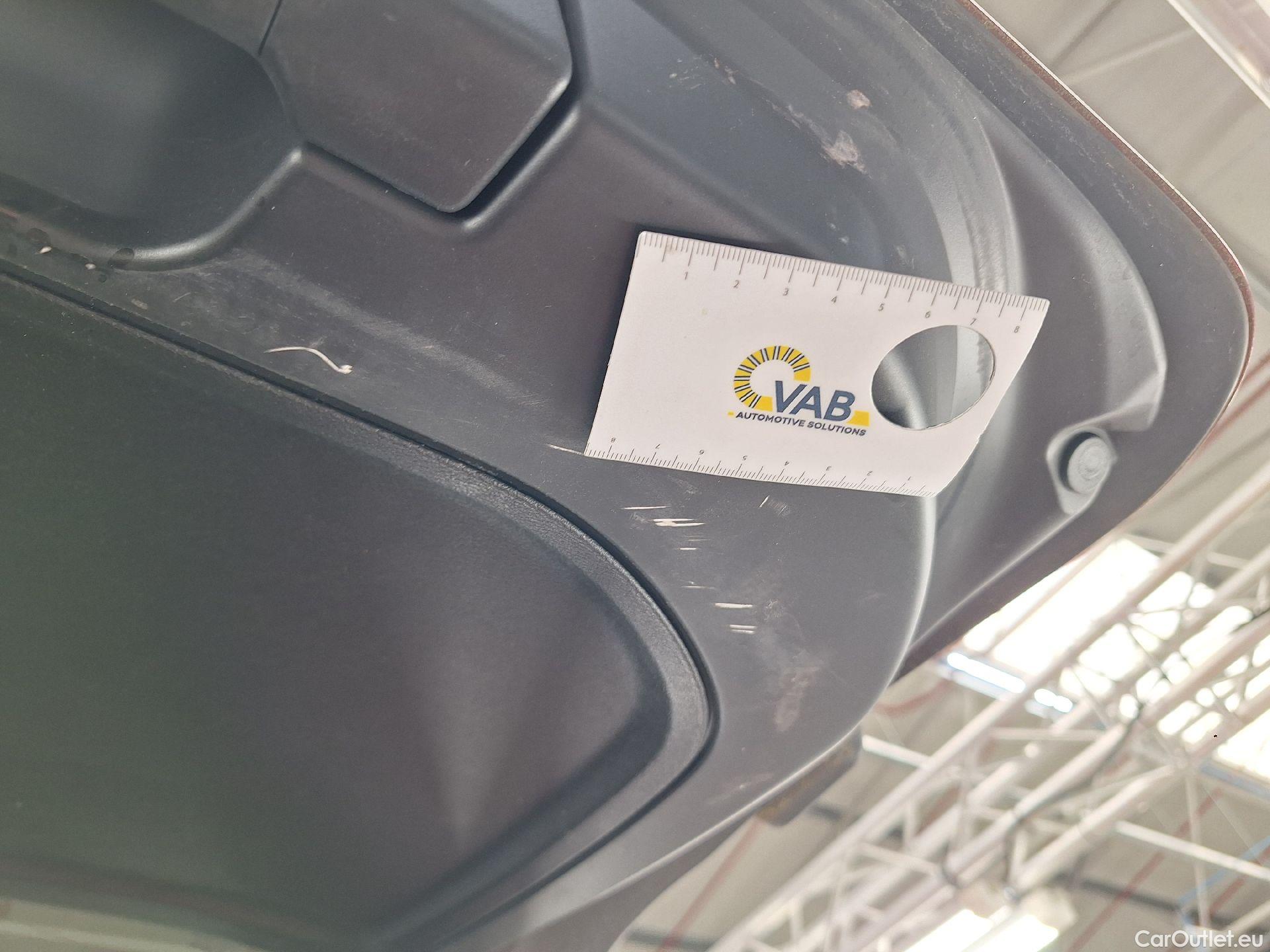  Volvo  XC60 Volvo,  '17, Volvo  T8 e4x4 Geartronic Momentum Pro 5d #35