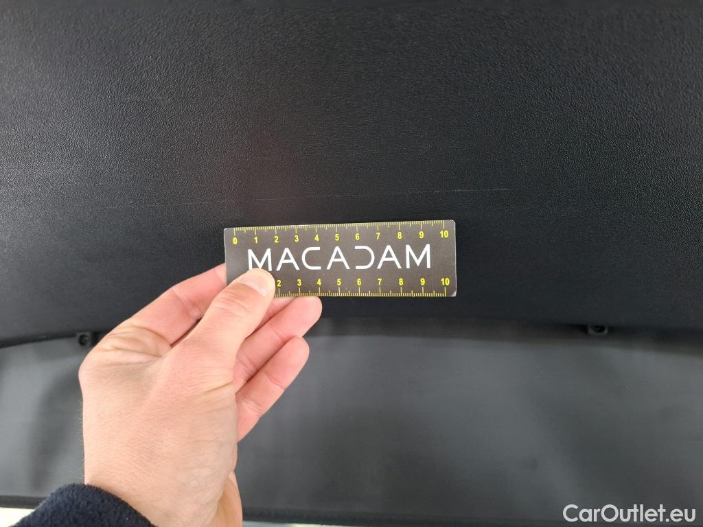  Land Rover  Range Rover LAND ROVER  Velar / 2017 / 5P / SUV 2.0 P400e PHEV BVA R-Dynamic SE #11