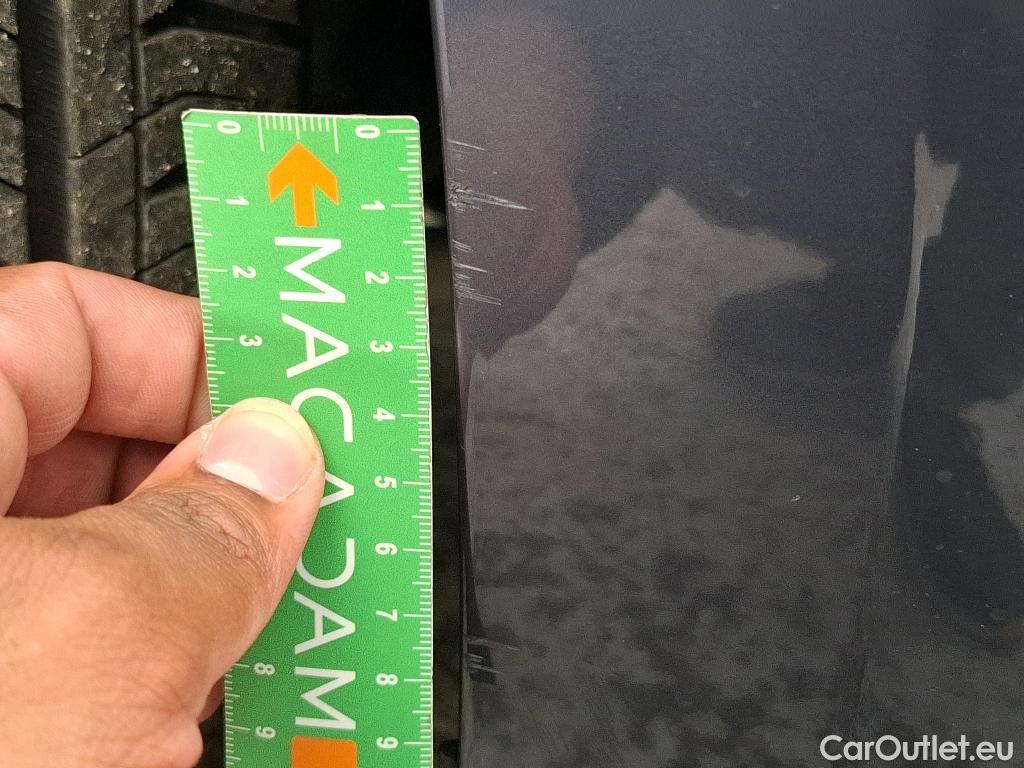  Land Rover  Range Rover Sport LAND ROVER  / 2022 / 5P / SUV P460e - SE #18