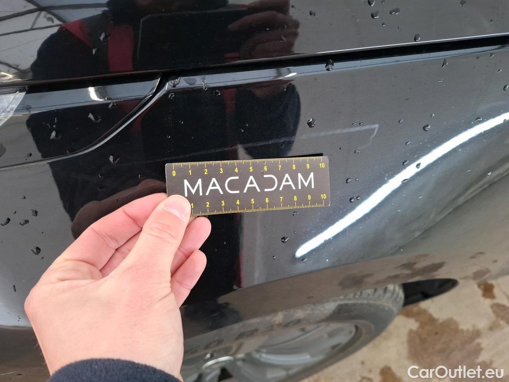  Land Rover  Range Rover LAND ROVER  Velar / 2017 / 5P / SUV 2.0 P400e PHEV BVA R-Dynamic SE #29