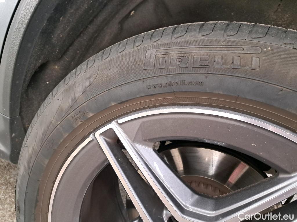  Mercedes  G-Klasee MERCEDES-BENZ GLC Coupe / 2019 / 5P / Coupé GLC 300 de Business Line 4Matic #15