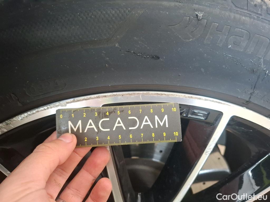  Mercedes  G-Klasee MERCEDES-BENZ GLE / 2020 / 5P / SUV GLE 350 de 4MATIC AMG Line #46