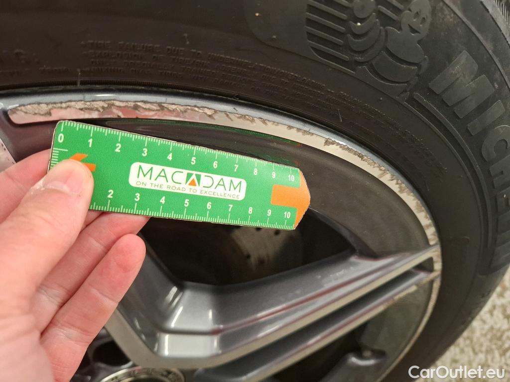  Mercedes  G-Klasee MERCEDES-BENZ GLC Coupe / 2019 / 5P / Coupé 2.0 GLC 300 E BUSINESS LINE 4MATIC #20