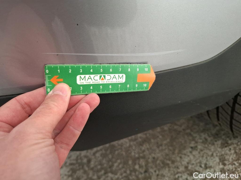  Mercedes  G-Klasee MERCEDES-BENZ GLC Coupe / 2019 / 5P / Coupé 2.0 GLC 300 E BUSINESS LINE 4MATIC #6