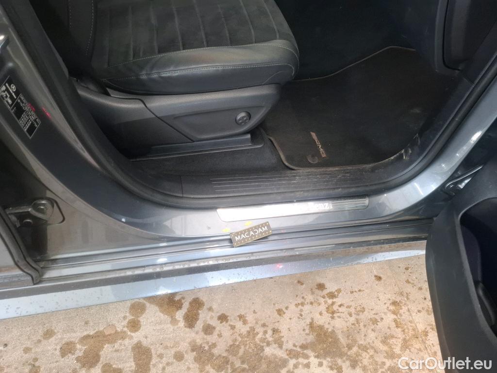  Mercedes  G-Klasee MERCEDES-BENZ GLE / 2020 / 5P / SUV GLE 350 de 4MATIC AMG Line #67