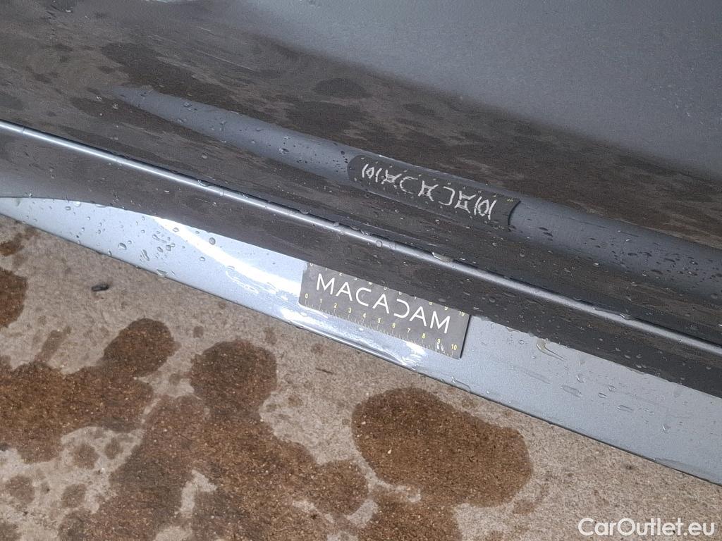  Mercedes  G-Klasee MERCEDES-BENZ GLE / 2020 / 5P / SUV GLE 350 de 4MATIC AMG Line #11