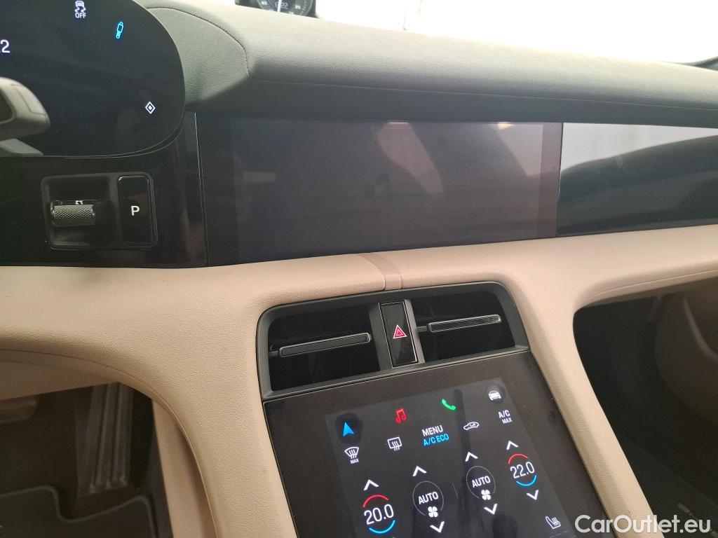  Porsche  Taycan  93kWh BVA #14