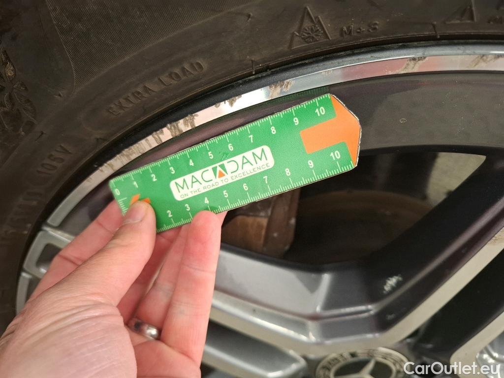  Mercedes  G-Klasee MERCEDES-BENZ GLC Coupe / 2019 / 5P / Coupé 2.0 GLC 300 E BUSINESS LINE 4MATIC #19