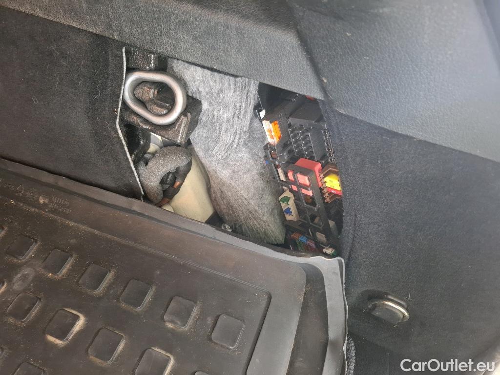  Mercedes  G-Klasee MERCEDES-BENZ GLE / 2020 / 5P / SUV GLE 350 de 4MATIC AMG Line #77