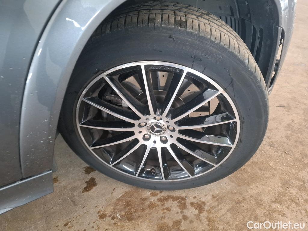  Mercedes  G-Klasee MERCEDES-BENZ GLE / 2020 / 5P / SUV GLE 350 de 4MATIC AMG Line #40