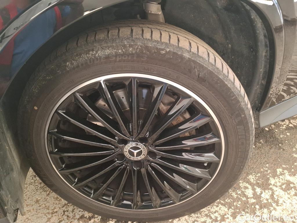  Mercedes  GLC MERCEDES-BENZ  / 2022 / 5P / SUV  400 e AMG Line 4MATIC #1