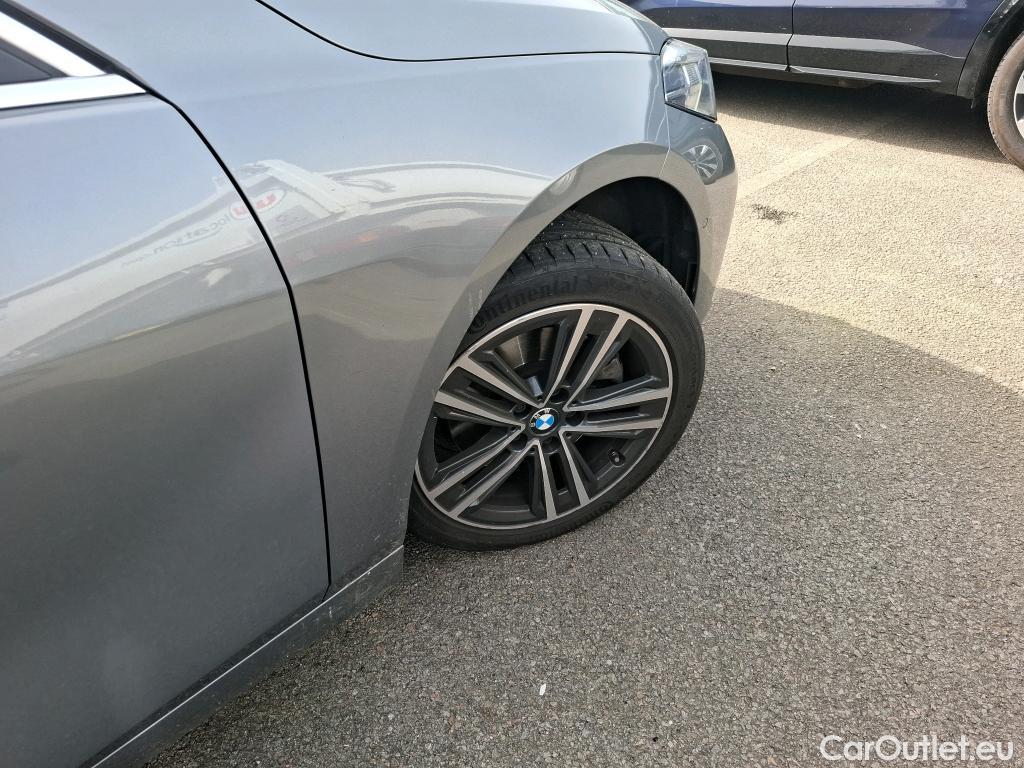  Bmw  Serie 1 BMW Série 1 / 2019 / 5P / Berline 116i DKG7 Business Design #4