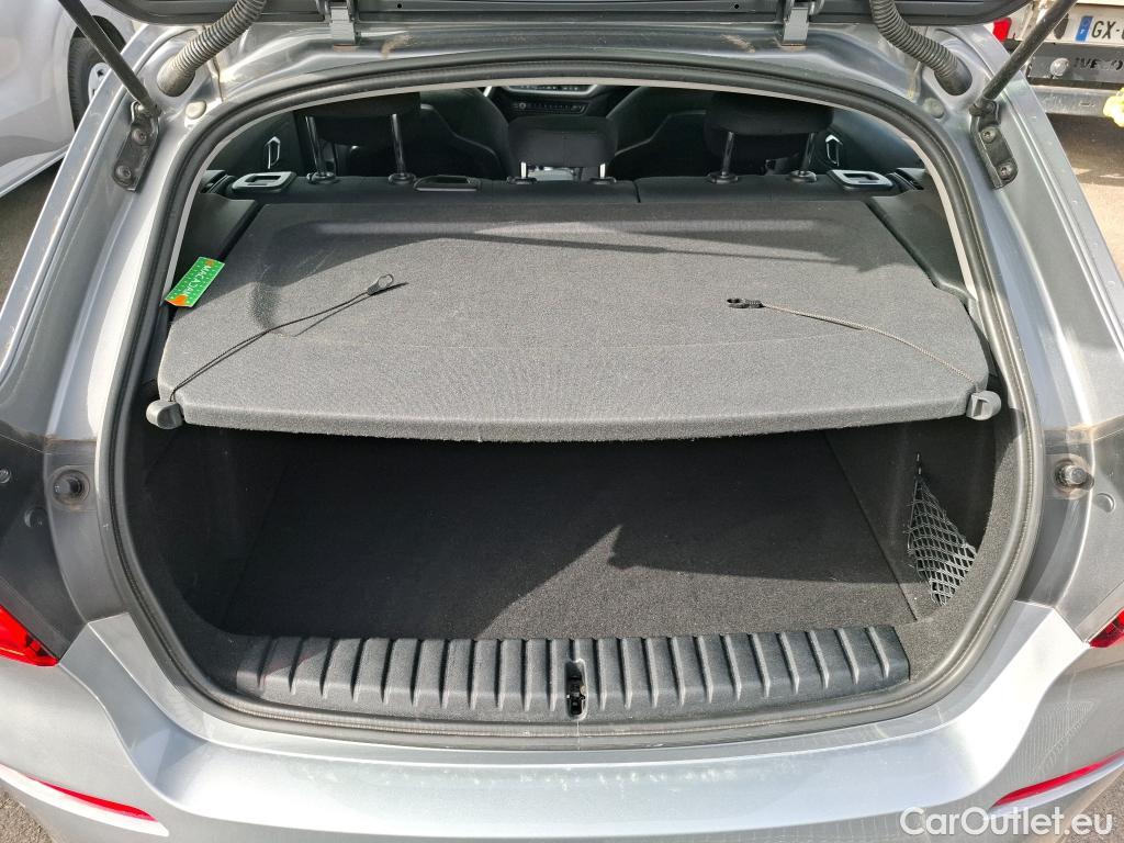  Bmw  Serie 1 BMW Série 1 / 2019 / 5P / Berline 116i DKG7 Business Design #16