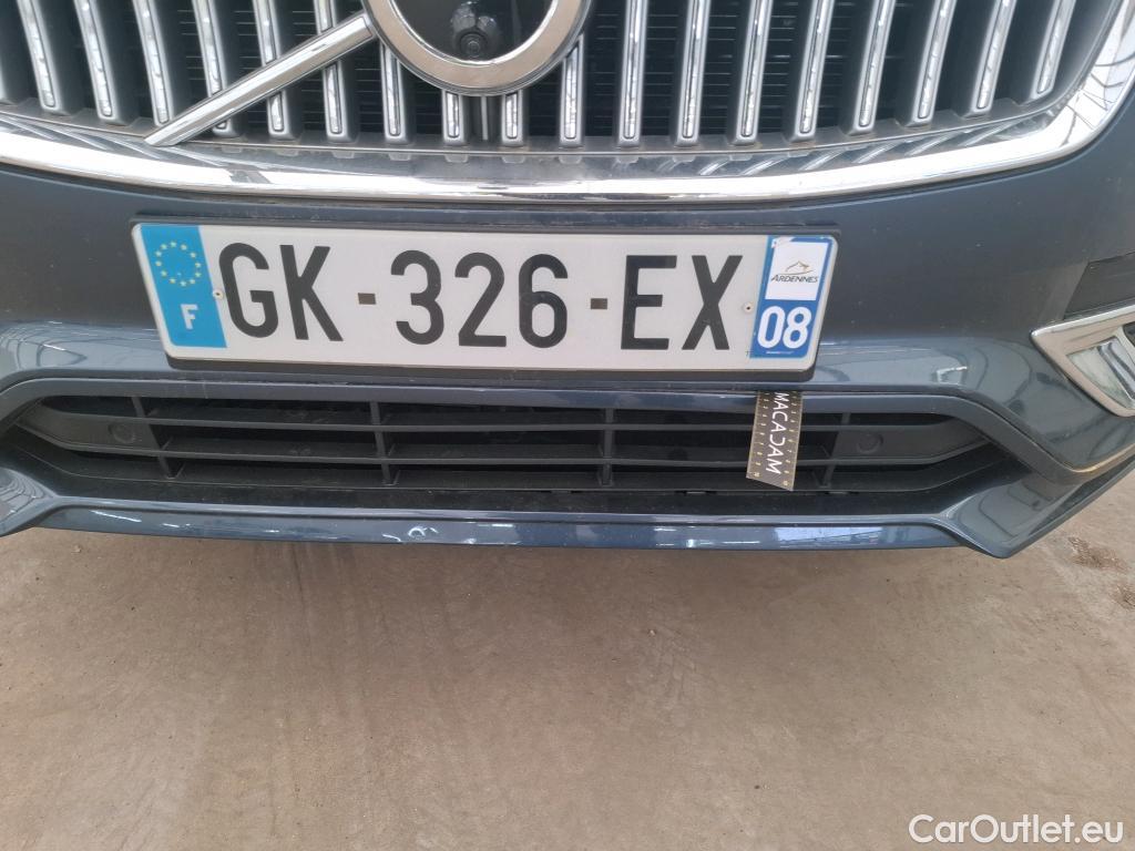  Volvo  XC90 VOLVO  / 2019 / 5P / SUV Recharge T8 AWD GT 8 Ultimate Chrome #2