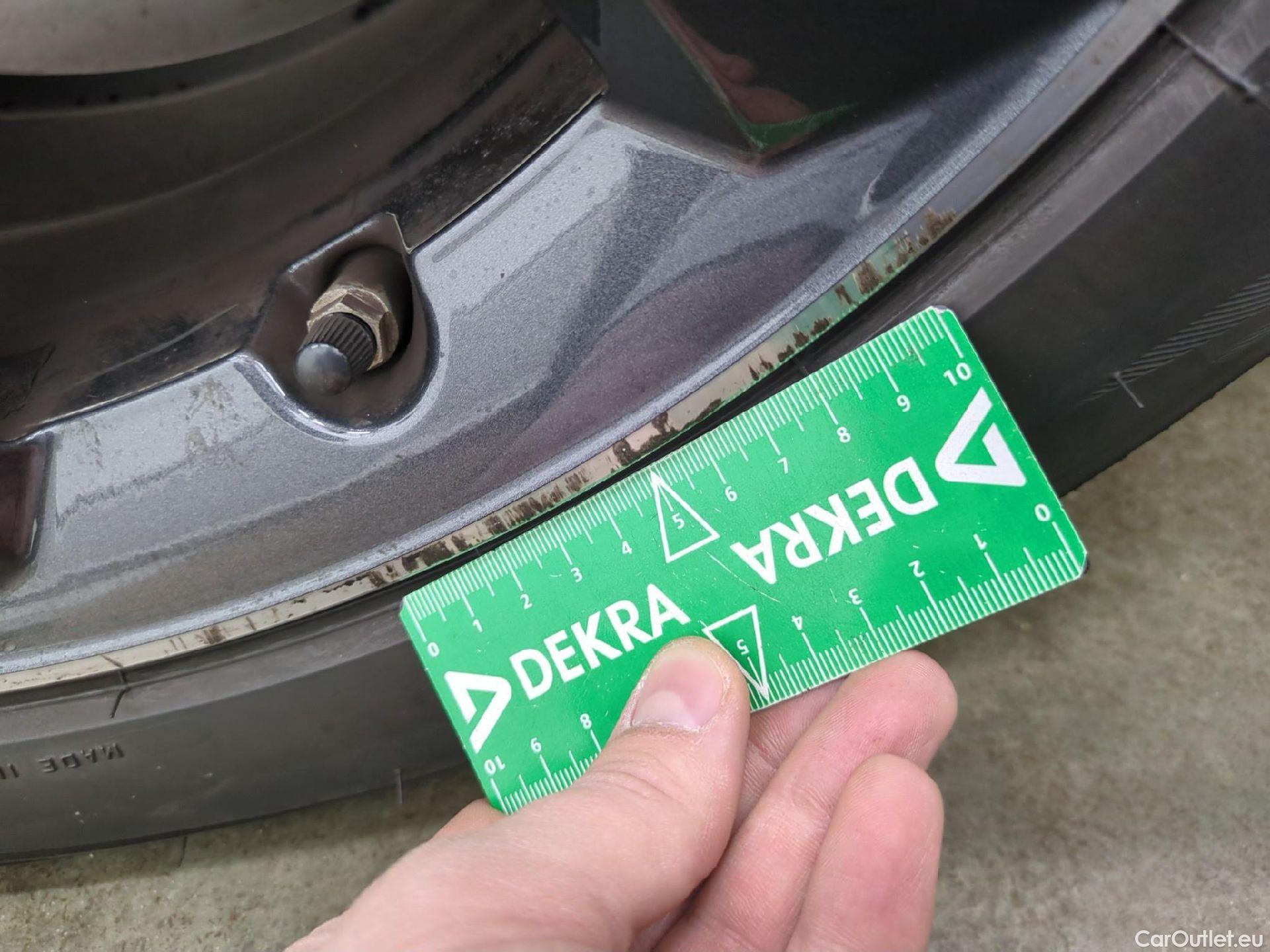  Bmw  Serie 2 Série 2 Active Tourer 218 d Sport Line 2.0 150CV BVA8 E6d #15