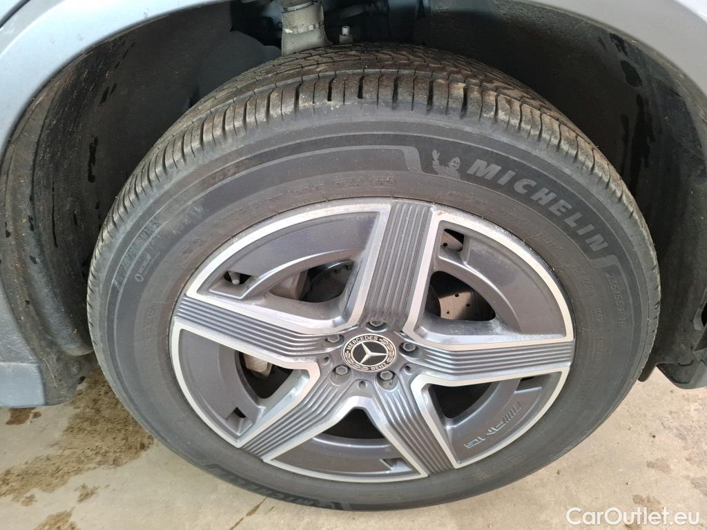  Mercedes  GLC MERCEDES-BENZ  / 2022 / 5P / SUV  300 e AMG Line 4MATIC #29