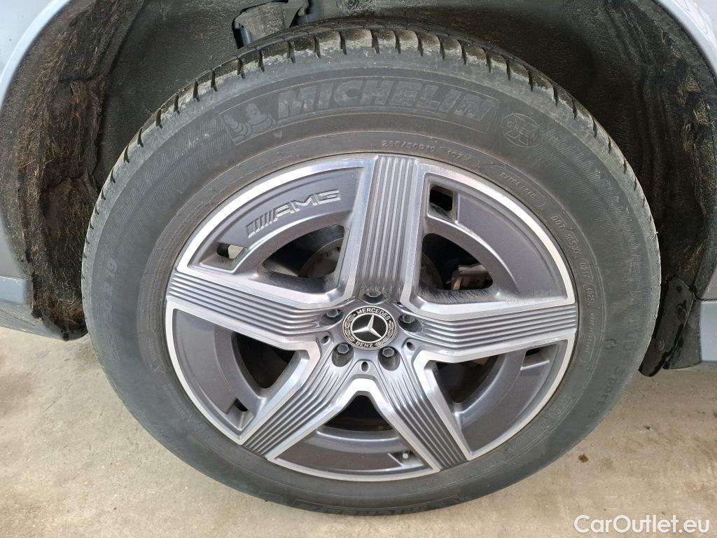  Mercedes  GLC MERCEDES-BENZ  / 2022 / 5P / SUV  300 e AMG Line 4MATIC #8