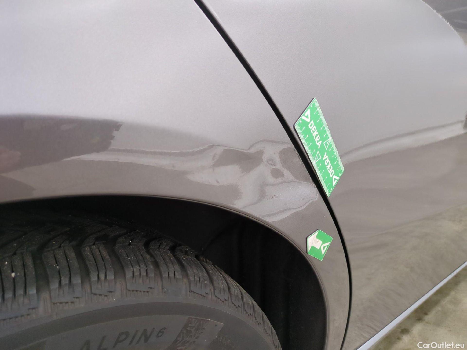  Mercedes  A-Klasse MERCEDES-BENZ Classe A Compact / 2022 / 5P / Berline A 250 e Business Line 8G-DCT #30