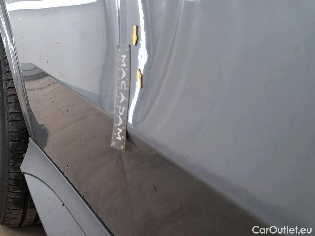  Mercedes  GLC MERCEDES-BENZ  / 2022 / 5P / SUV  300 e AMG Line 4MATIC #42