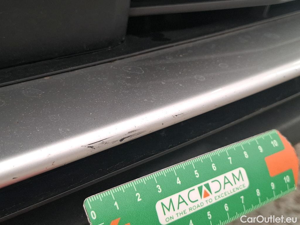  Peugeot  3008  II Allure Pack 1.5 HDi 130CV BVM6 E6d #37