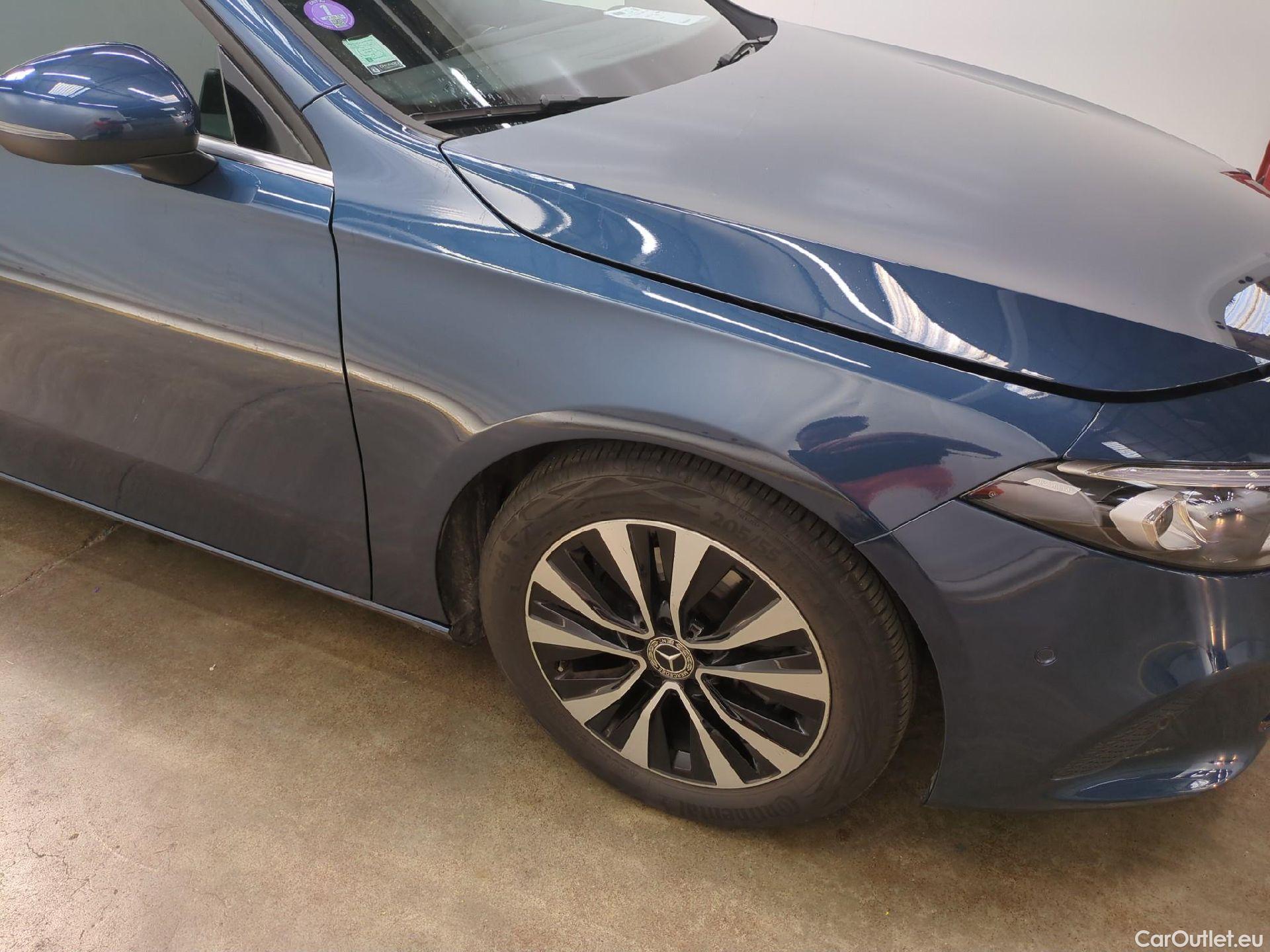  Mercedes  A-Klasse MERCEDES-BENZ Classe A Compact / 2018 / 5P / Berline A 180 Business Line 7G-DCT #26