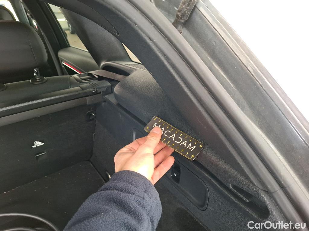  Mercedes  GLC MERCEDES-BENZ  / 2022 / 5P / SUV  300 e AMG Line 4MATIC #43