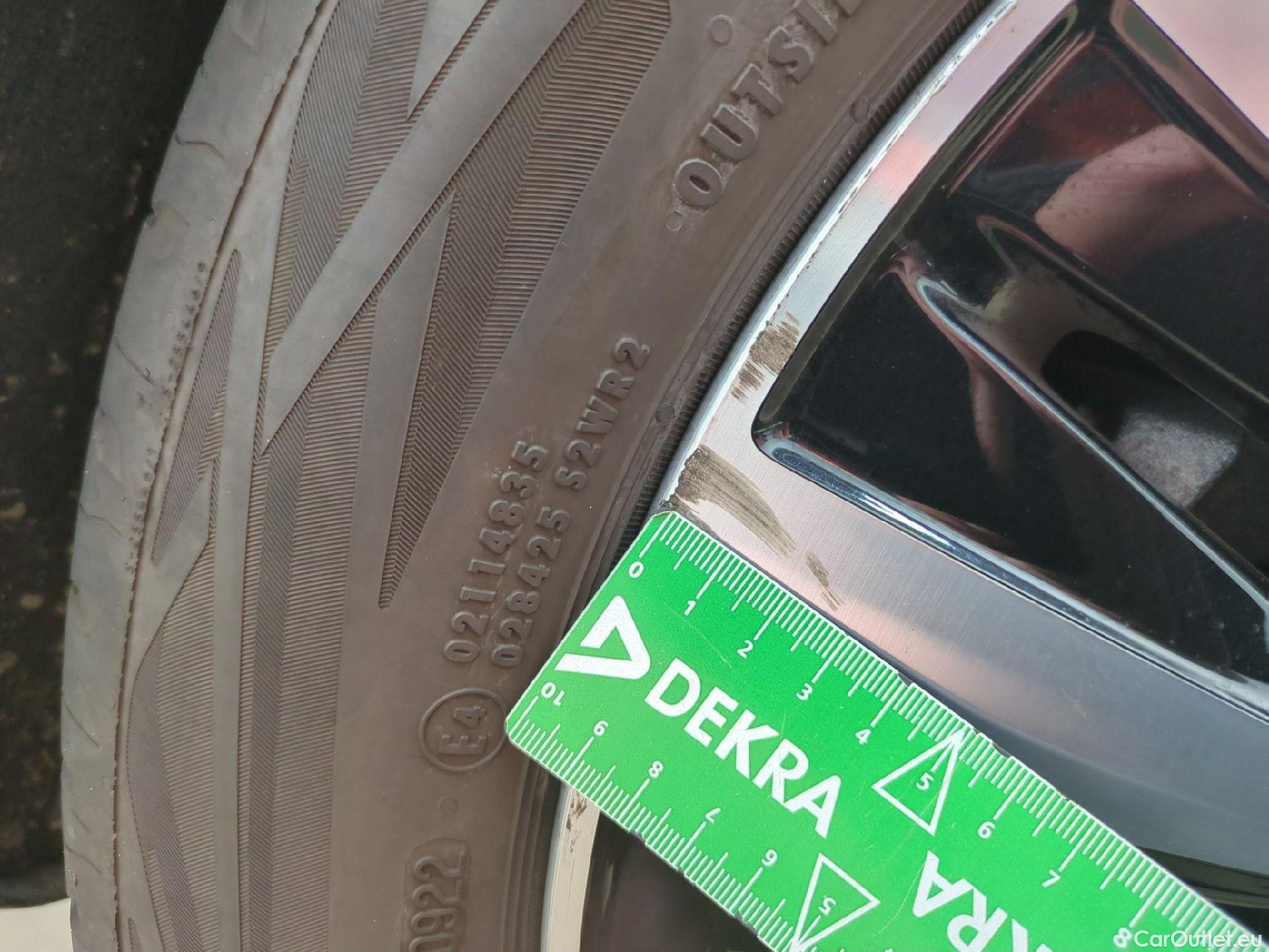  Mercedes  A-Klasse MERCEDES-BENZ Classe A Compact / 2018 / 5P / Berline A 180 Business Line 7G-DCT #9