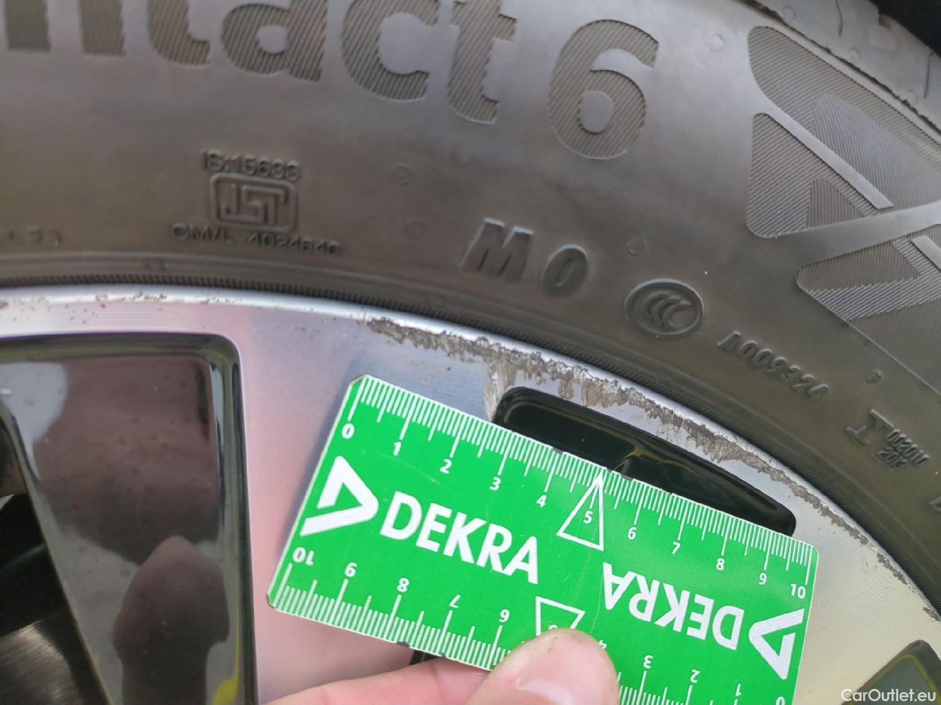  Mercedes  A-Klasse MERCEDES-BENZ Classe A Compact / 2018 / 5P / Berline A 180 Business Line 7G-DCT #3