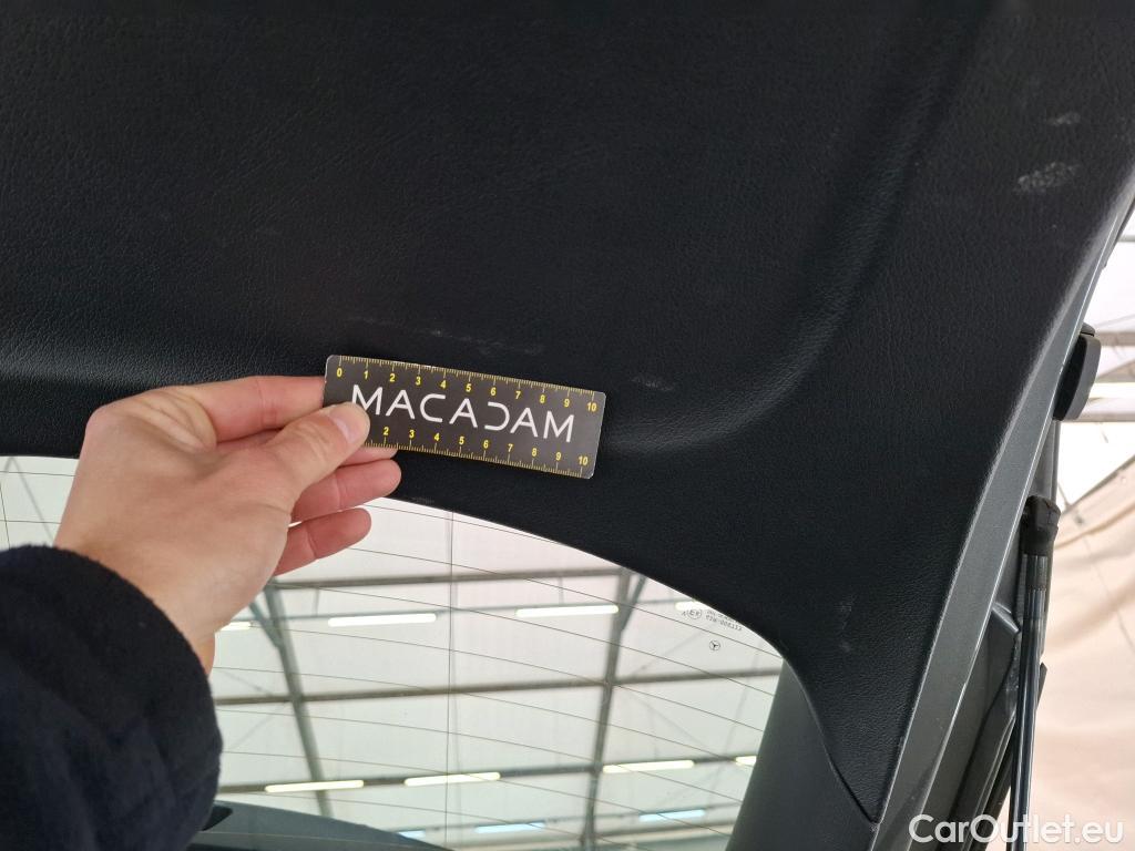  Mercedes  GLC MERCEDES-BENZ  / 2022 / 5P / SUV  300 e AMG Line 4MATIC #19