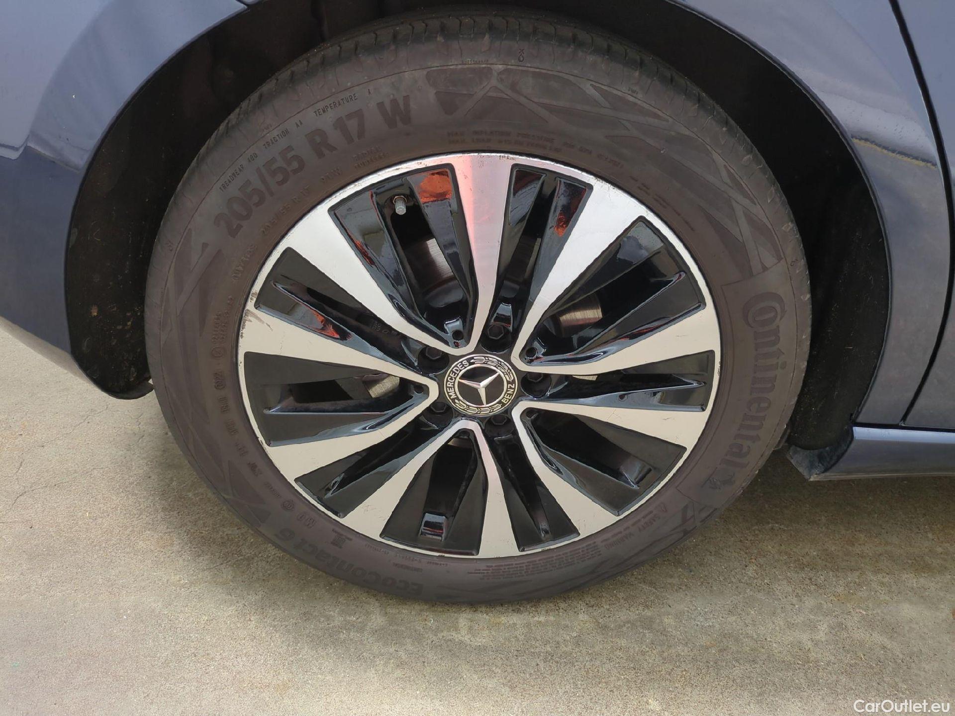  Mercedes  A-Klasse MERCEDES-BENZ Classe A Compact / 2018 / 5P / Berline A 180 Business Line 7G-DCT #10