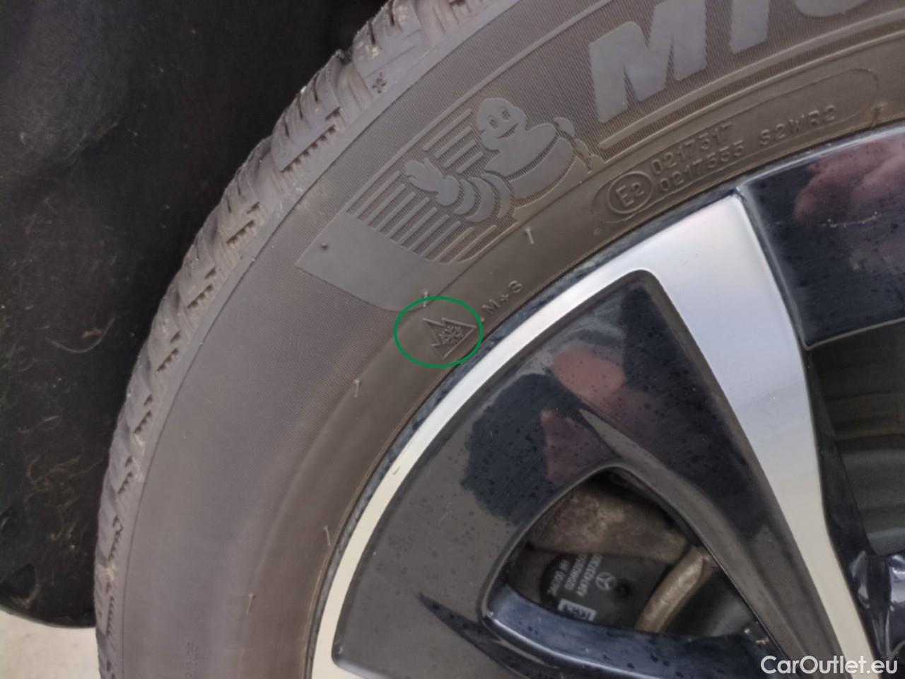  Mercedes  A-Klasse MERCEDES-BENZ Classe A Compact / 2022 / 5P / Berline A 250 e Business Line 8G-DCT #7