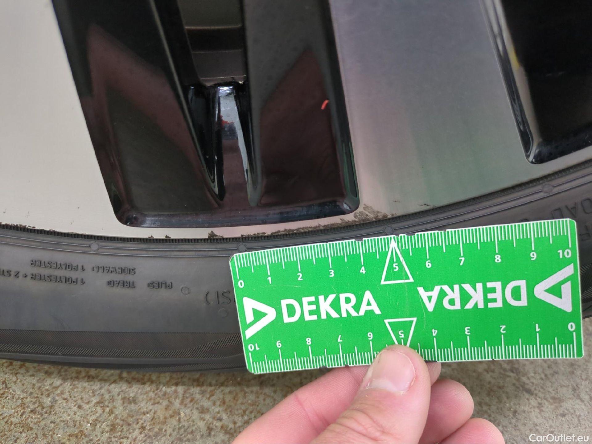  Mercedes  A-Klasse MERCEDES-BENZ Classe A Compact / 2018 / 5P / Berline A 180 Business Line 7G-DCT #5