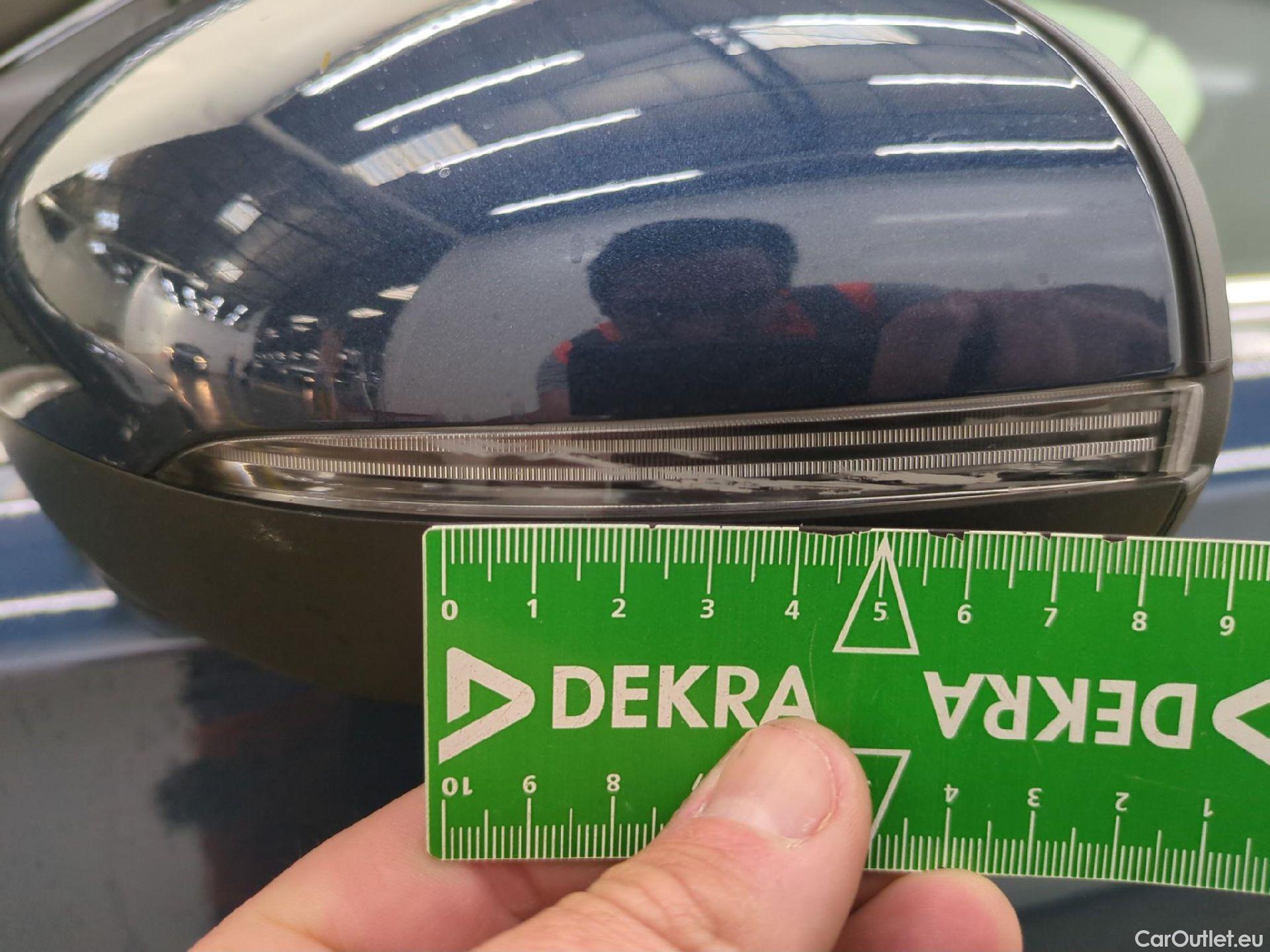  Mercedes  A-Klasse MERCEDES-BENZ Classe A Compact / 2018 / 5P / Berline A 180 Business Line 7G-DCT #34