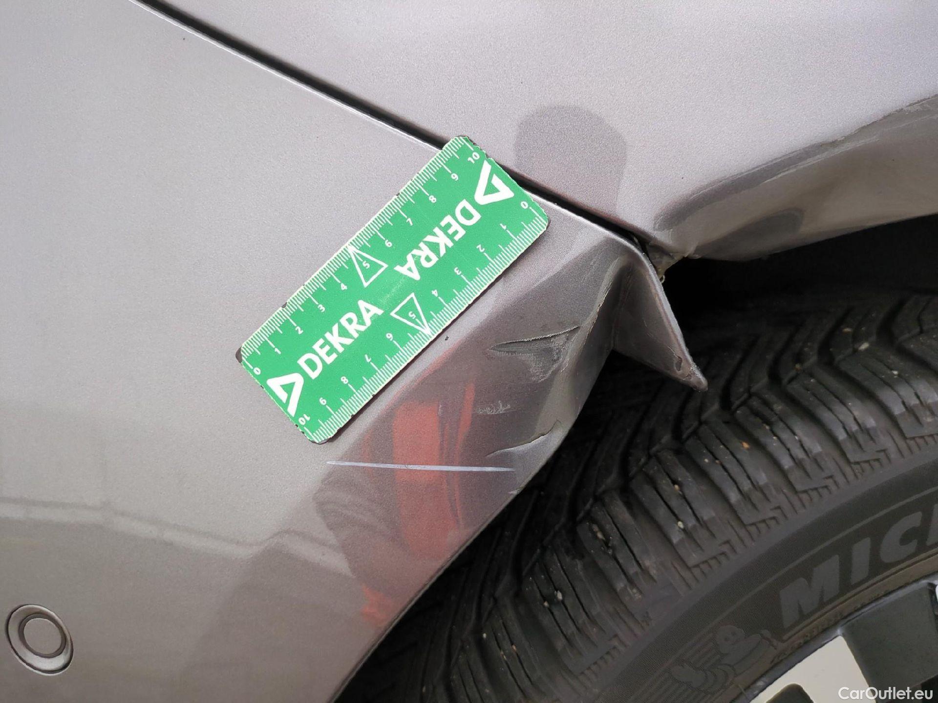  Mercedes  A-Klasse MERCEDES-BENZ Classe A Compact / 2022 / 5P / Berline A 250 e Business Line 8G-DCT #27