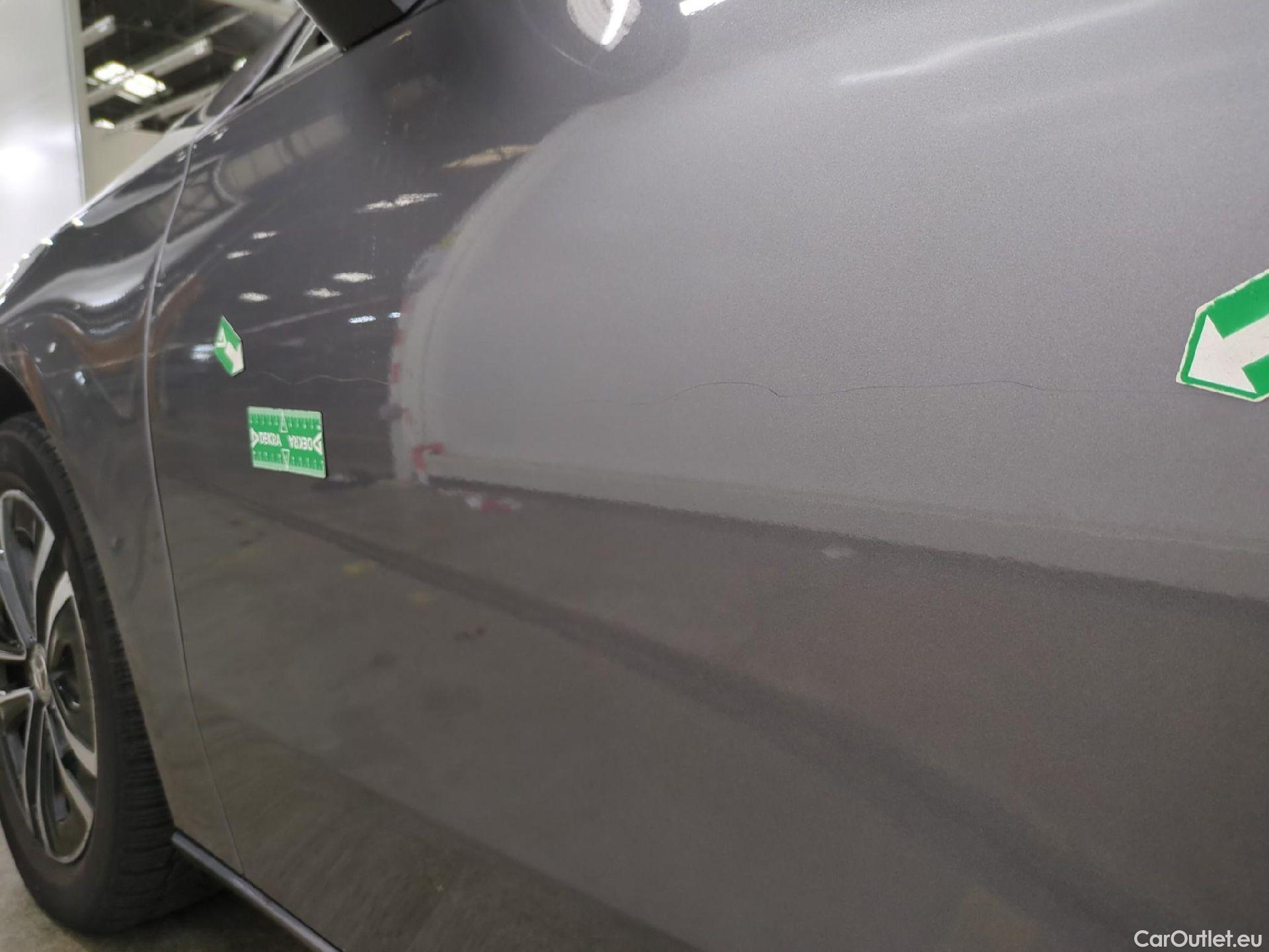  Mercedes  A-Klasse MERCEDES-BENZ Classe A Compact / 2022 / 5P / Berline A 250 e Business Line 8G-DCT #21